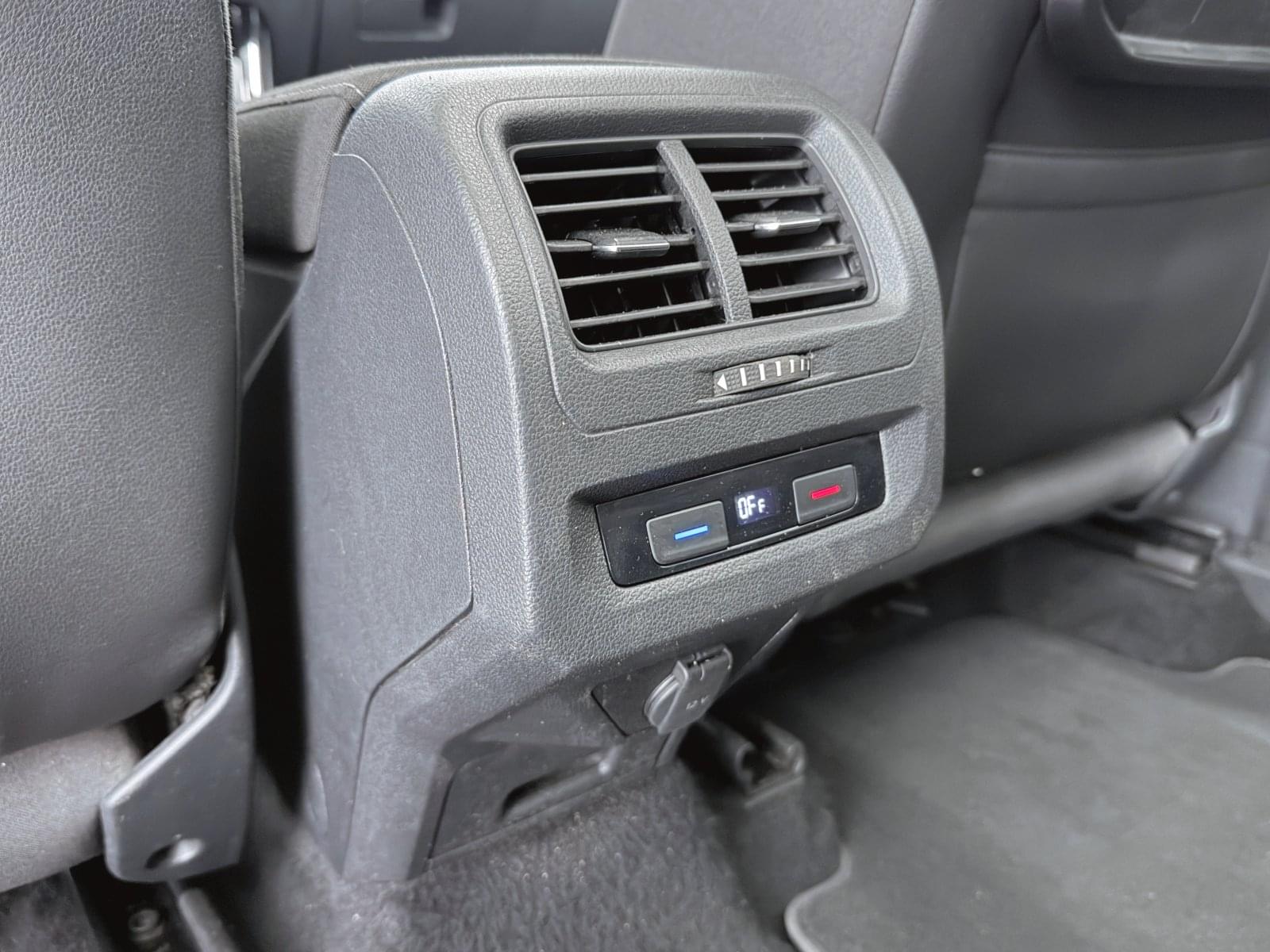 VOLKSWAGEN TOURAN 2.0TDI 150CV DSG SPORT 44