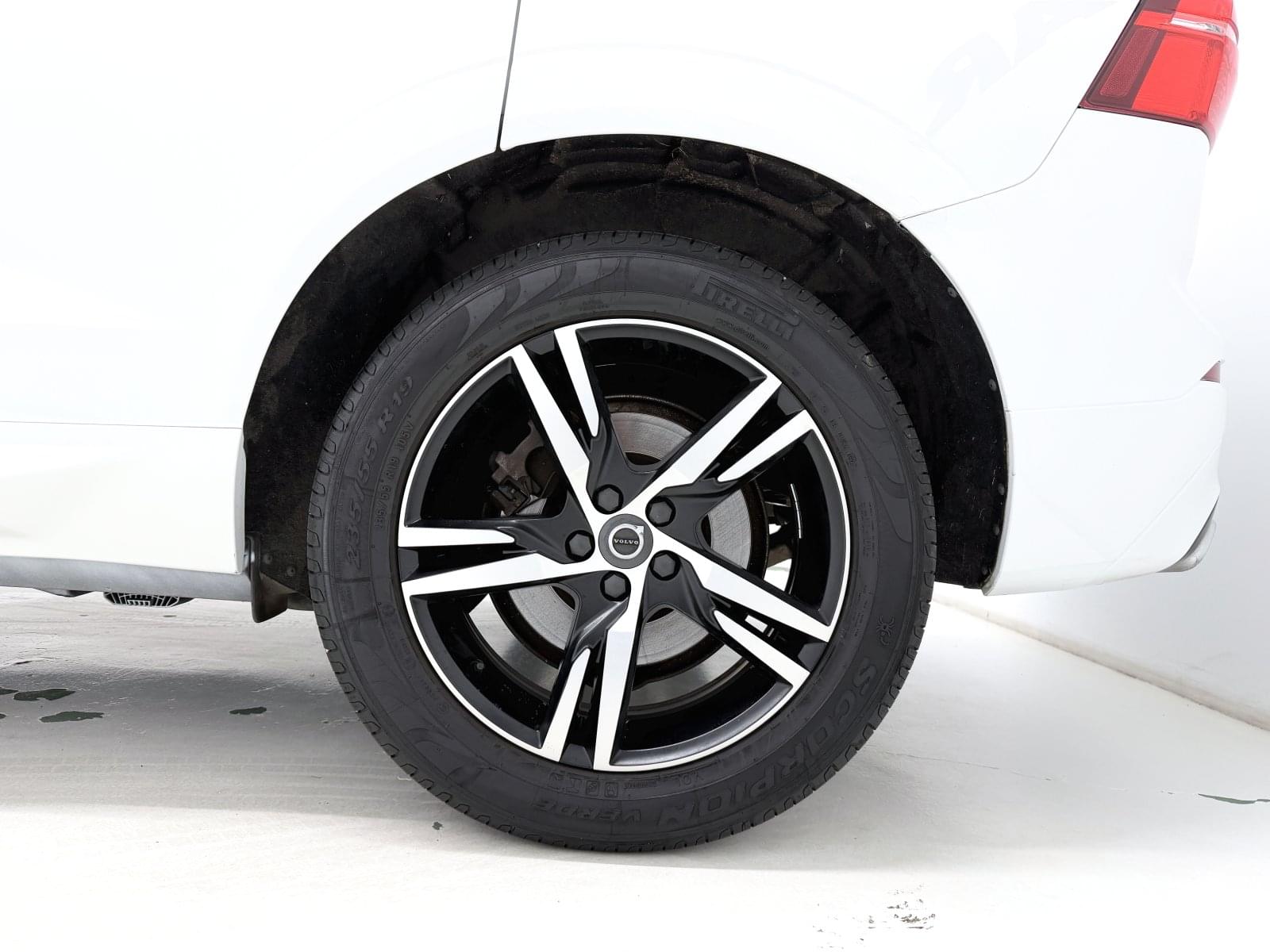 VOLVO XC60 2.0 B5 D AWD R-DESIGN AUTO 235CV 23 