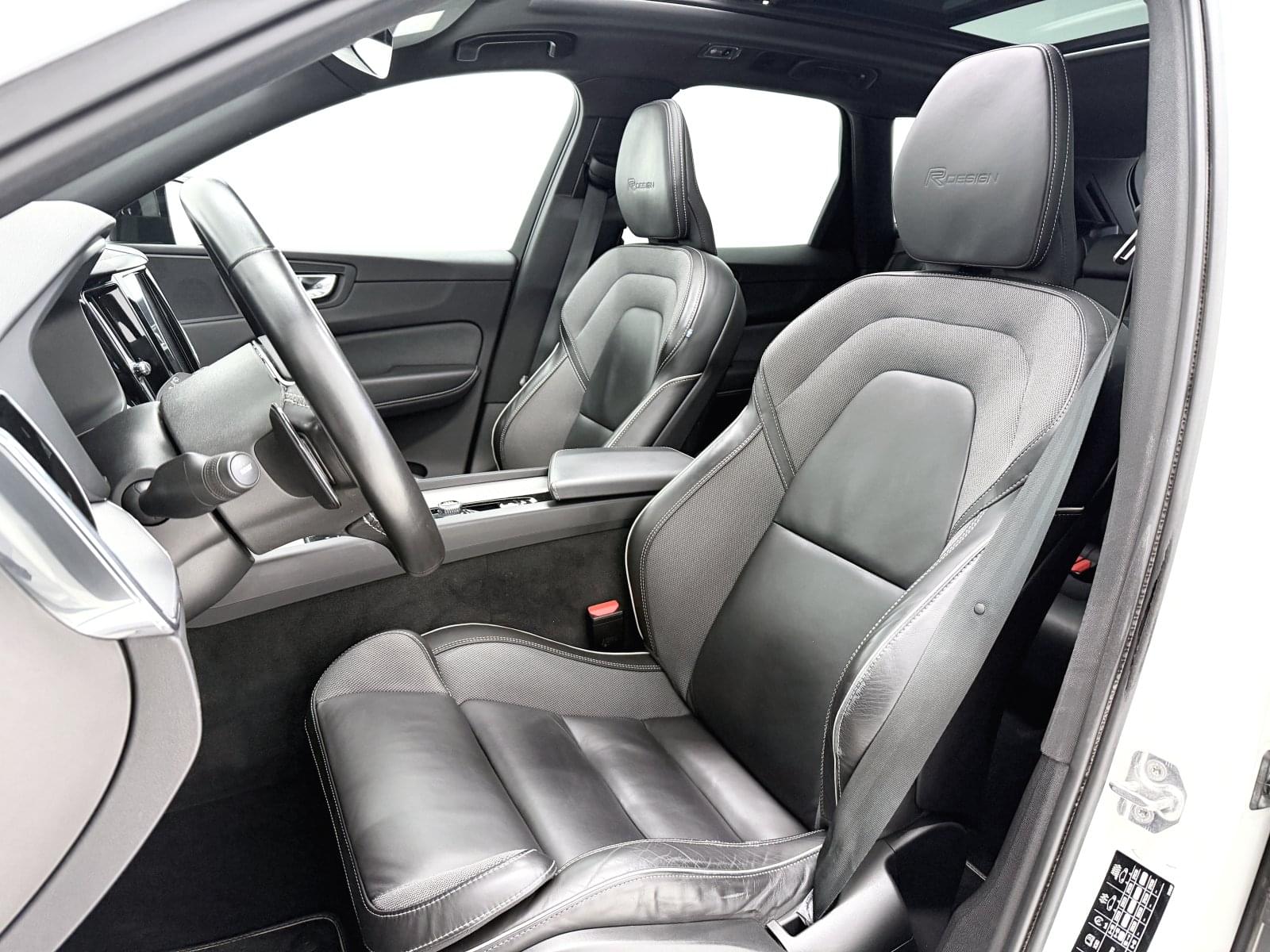 VOLVO XC60 2.0 B5 D AWD R-DESIGN AUTO 235CV 25 