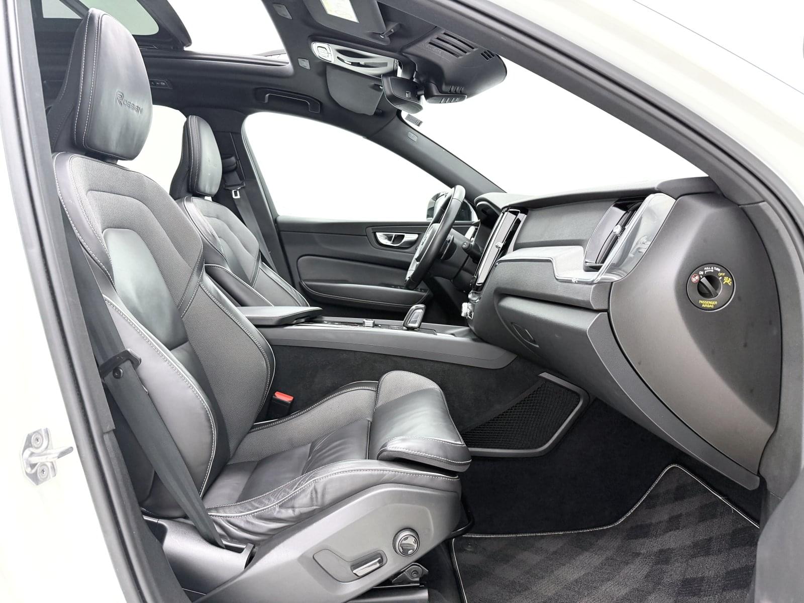 VOLVO XC60 2.0 B5 D AWD R-DESIGN AUTO 235CV 40 