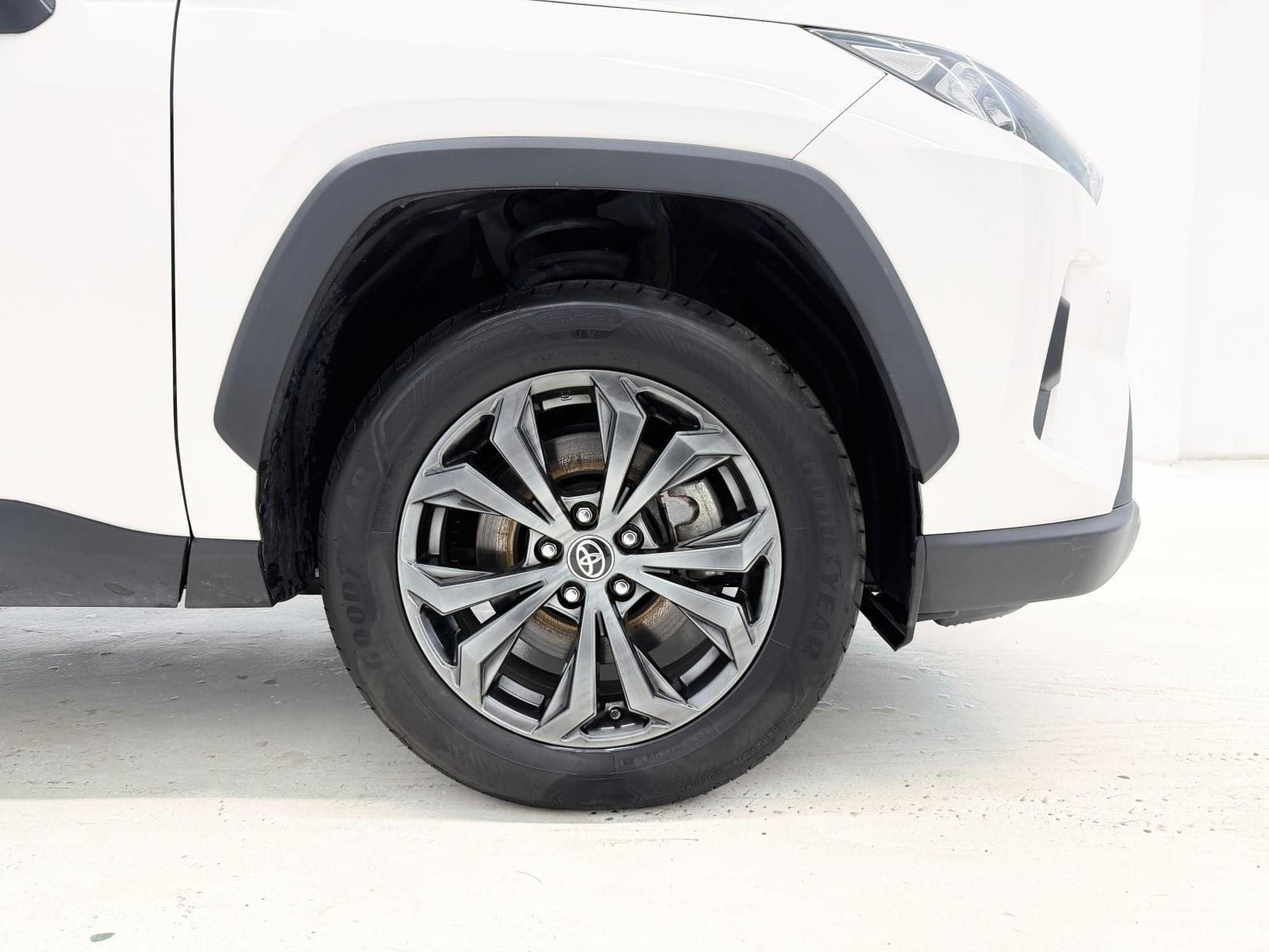 TOYOTA RAV4 2.5L 220H ADVANCE 222CV 20 