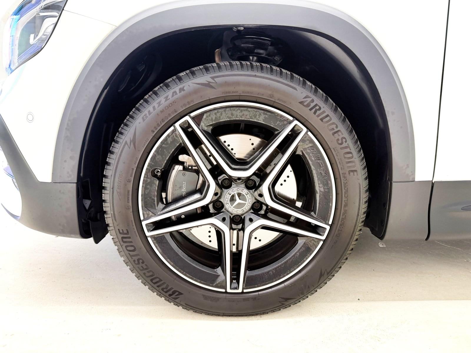 MERCEDES GLB 220D 4MATIC AMG 16 