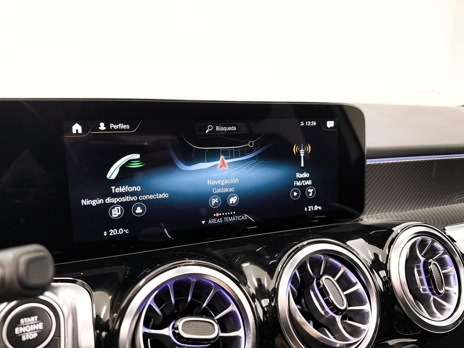 MERCEDES GLB 220D 4MATIC AMG 33 