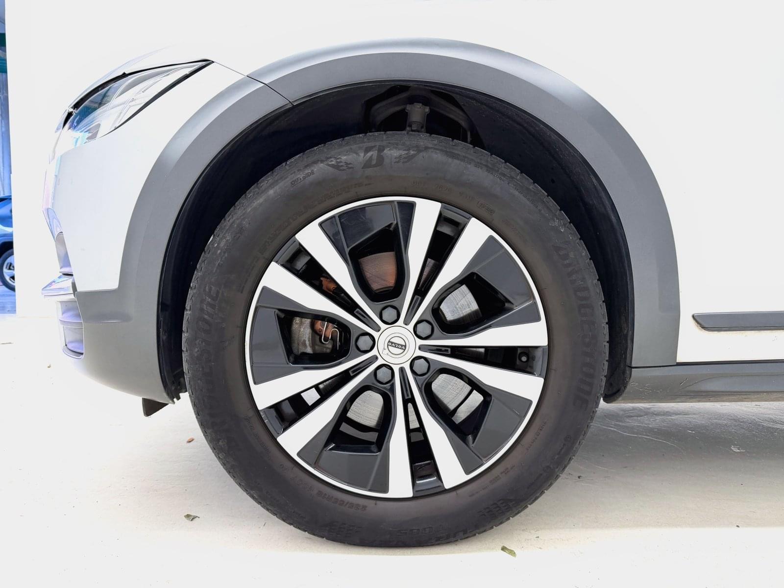 VOLVO V90 CROSS COUNTRY D4 190CV MOMENTUM 19 