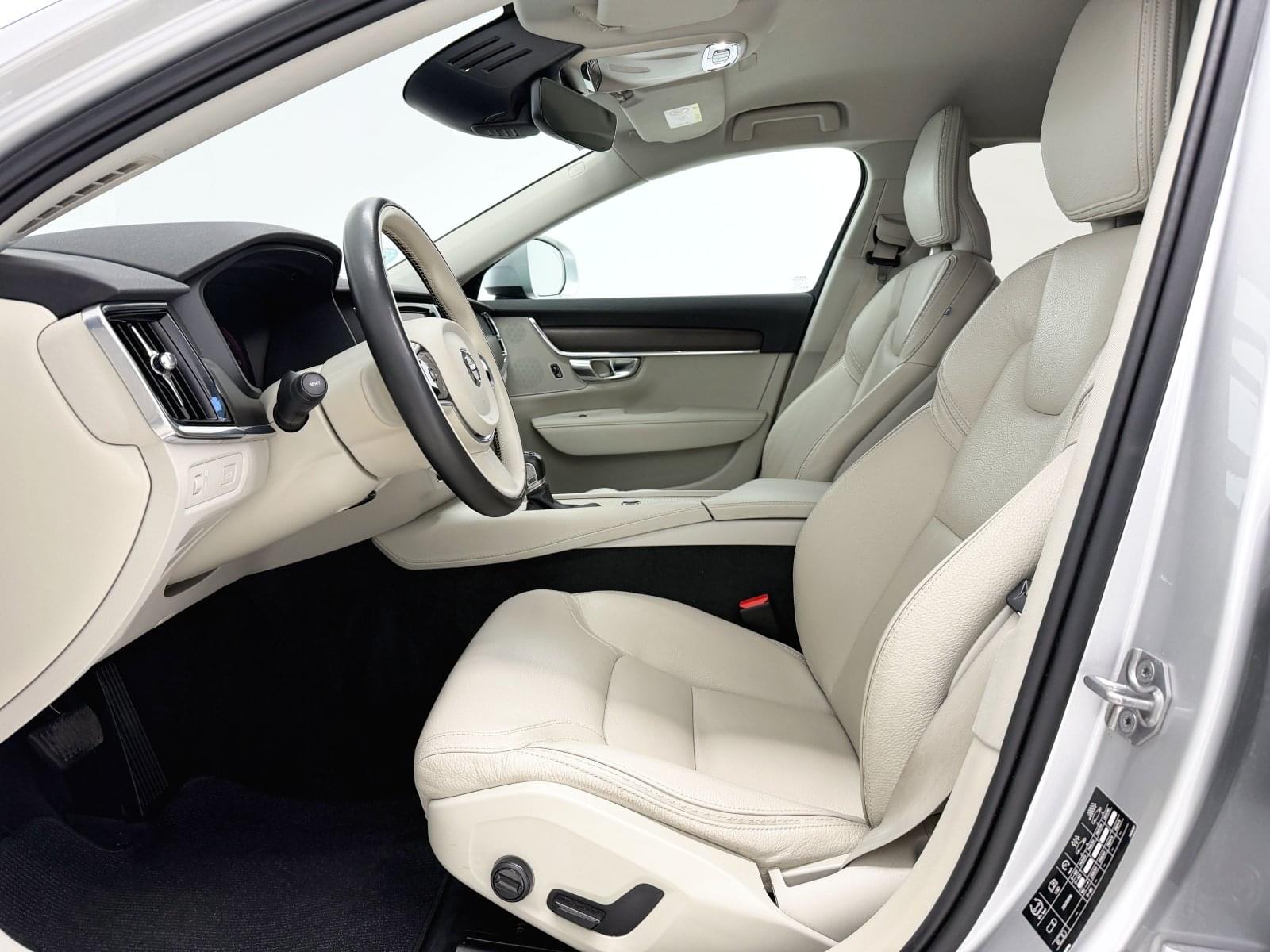 VOLVO V90 CROSS COUNTRY D4 190CV MOMENTUM 23 