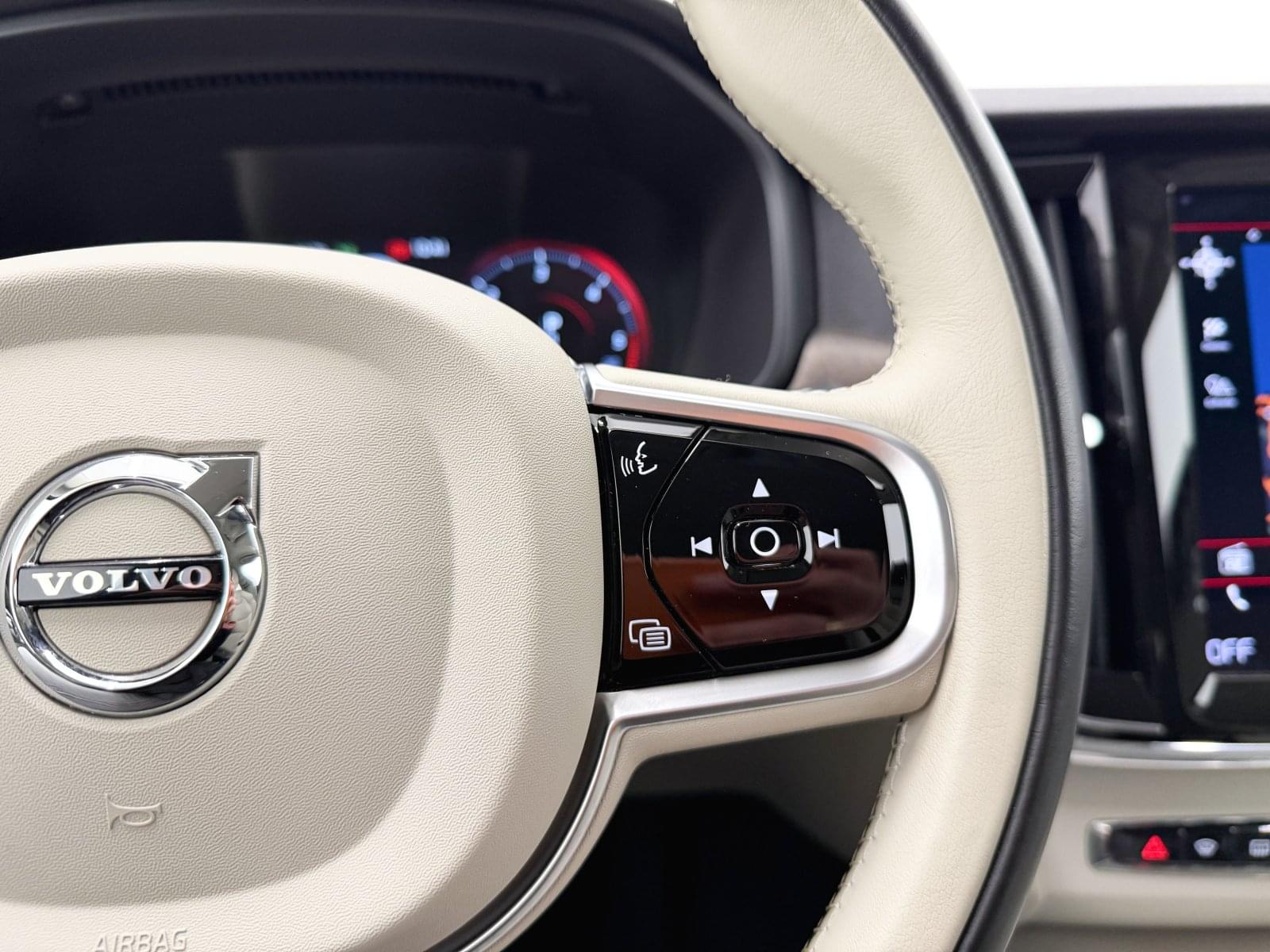 VOLVO V90 CROSS COUNTRY D4 190CV MOMENTUM 27 