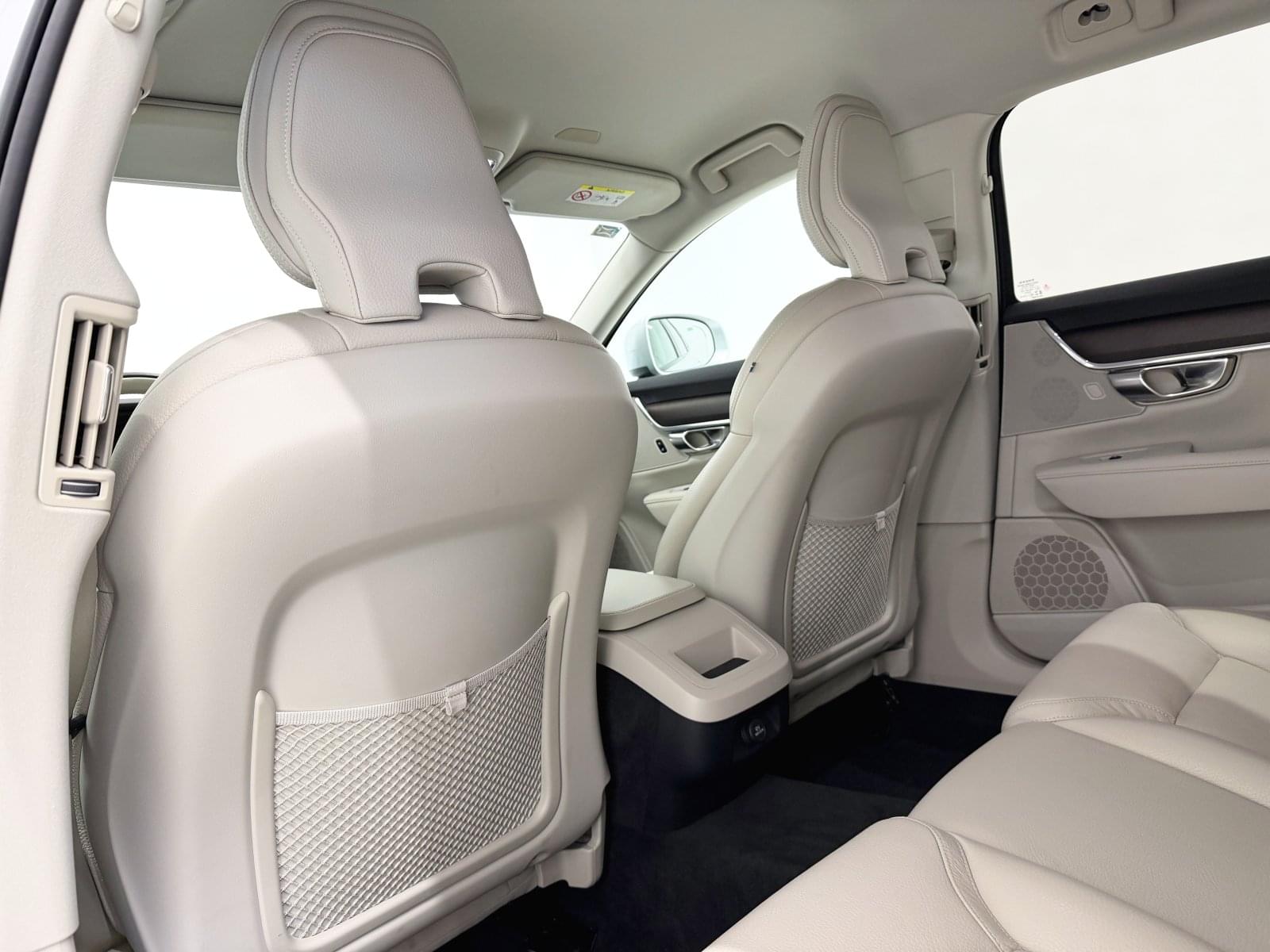 VOLVO V90 CROSS COUNTRY D4 190CV MOMENTUM 39 