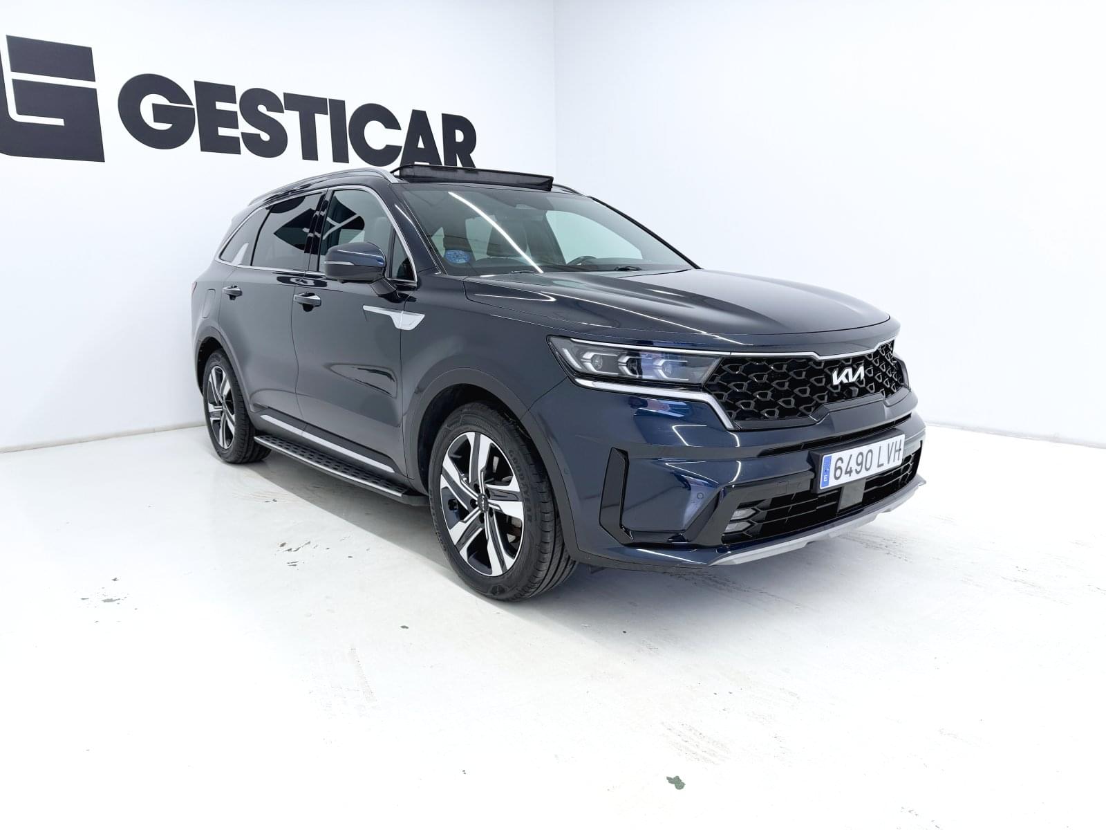 KIA SORENTO 1.6 T-GDI PHEV EMOTION 4X4 LUXURY 265CV 3 