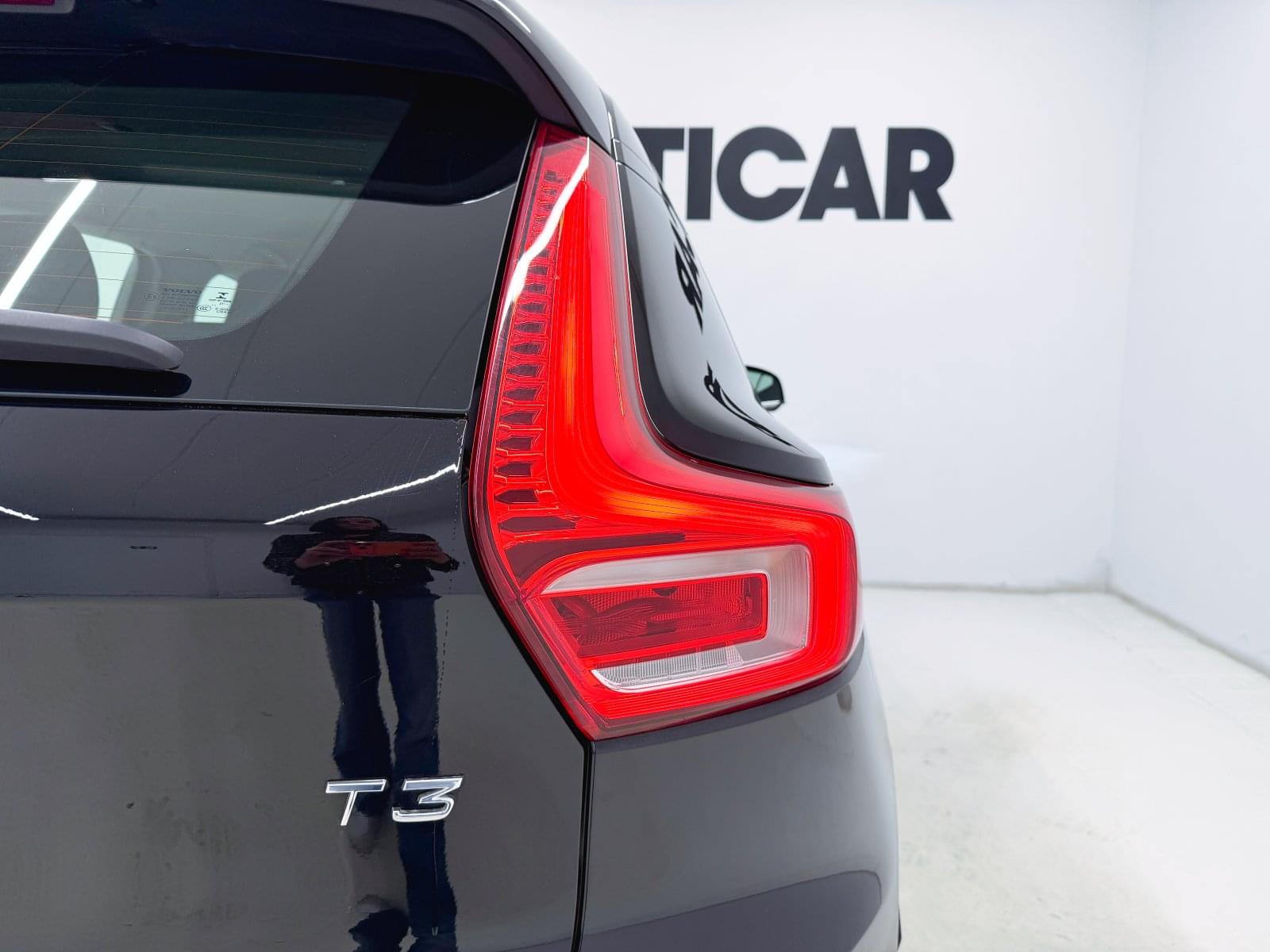 VOLVO XC40 1.5 T3 INSCRIPTION AUTO 163CV 19 