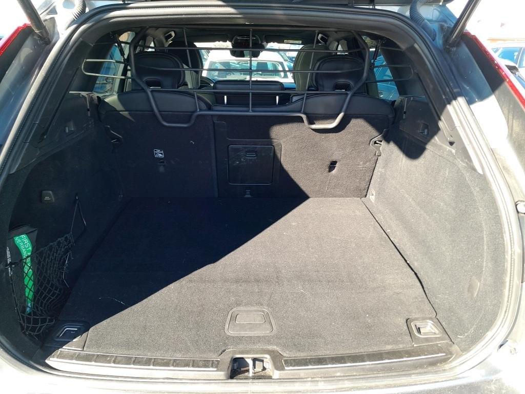 VOLVO XC60 2.0 T6 AWD RECHARGE R-DESIGN AUTO 340CV 4