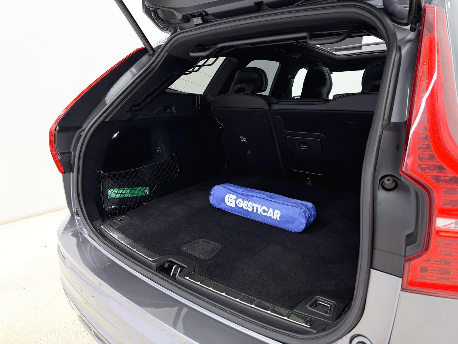 VOLVO XC60 2.0 T6 AWD RECHARGE R-DESIGN  AUTO 340CV 17 