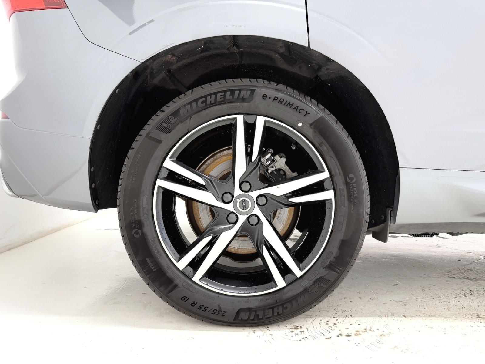 VOLVO XC60 2.0 T6 AWD RECHARGE R-DESIGN  AUTO 340CV 24 