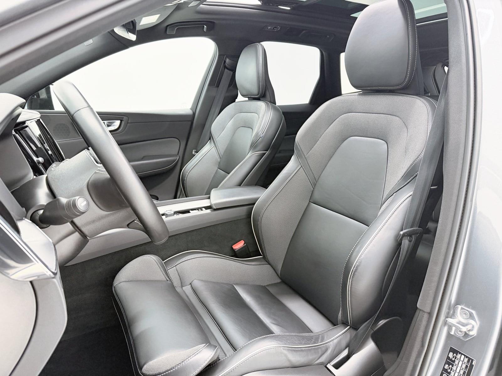 VOLVO XC60 2.0 T6 AWD RECHARGE R-DESIGN  AUTO 340CV 25 