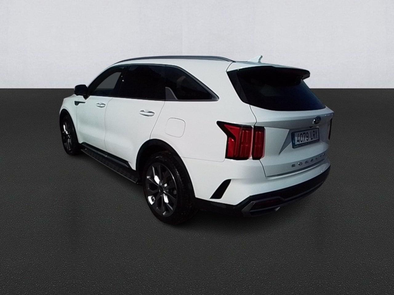 KIA SORENTO 2.2 CRDI EMOTION DCT 7PL 202CV LUXURY 5