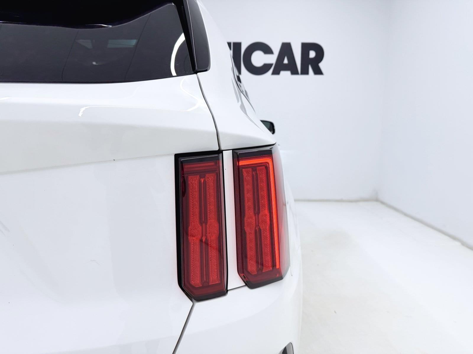 KIA SORENTO 2.2 CRDI EMOTION DCT 7PL 202CV LUXURY 20 