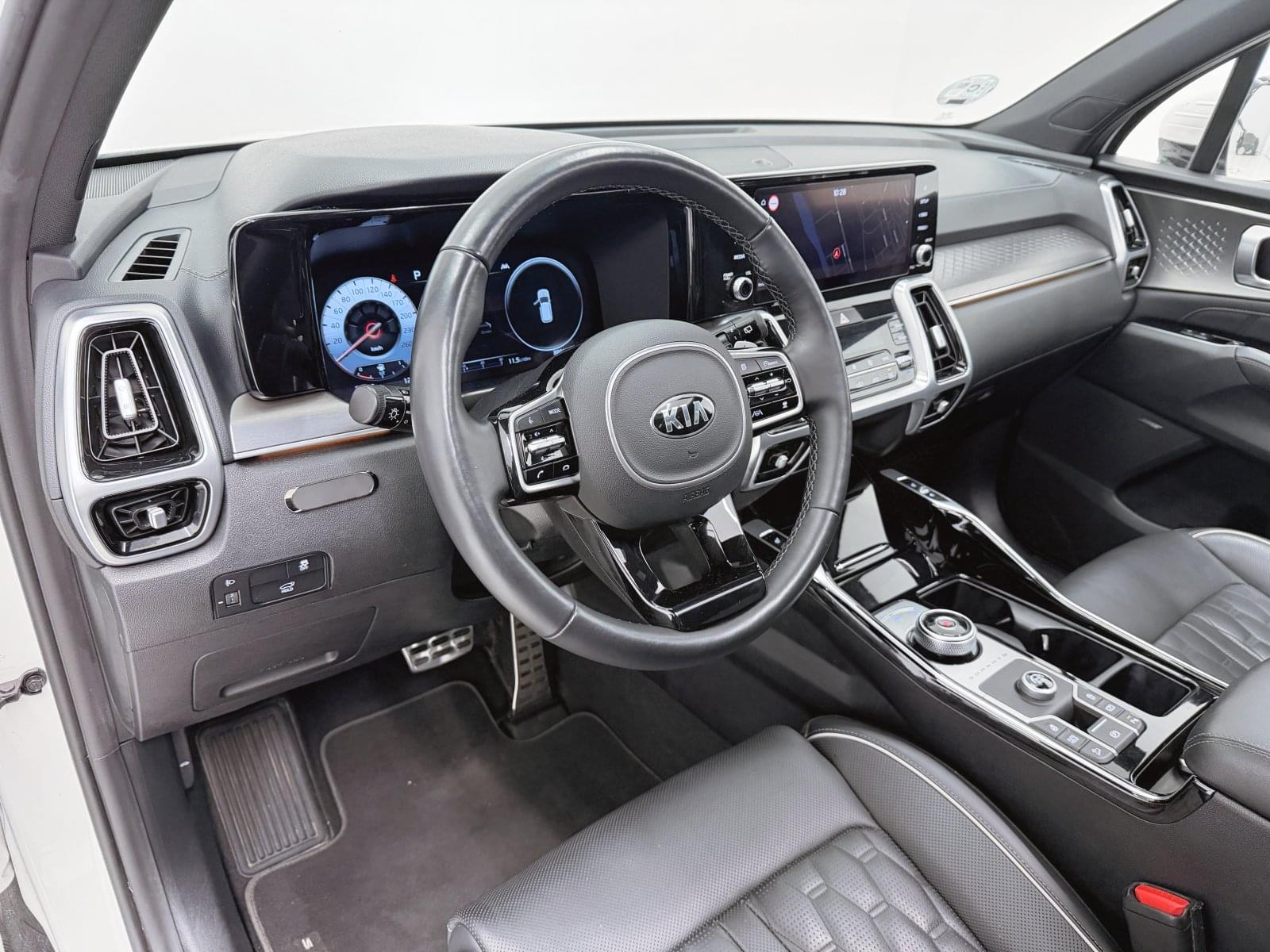 KIA SORENTO 2.2 CRDI EMOTION DCT 7PL 202CV LUXURY 30 