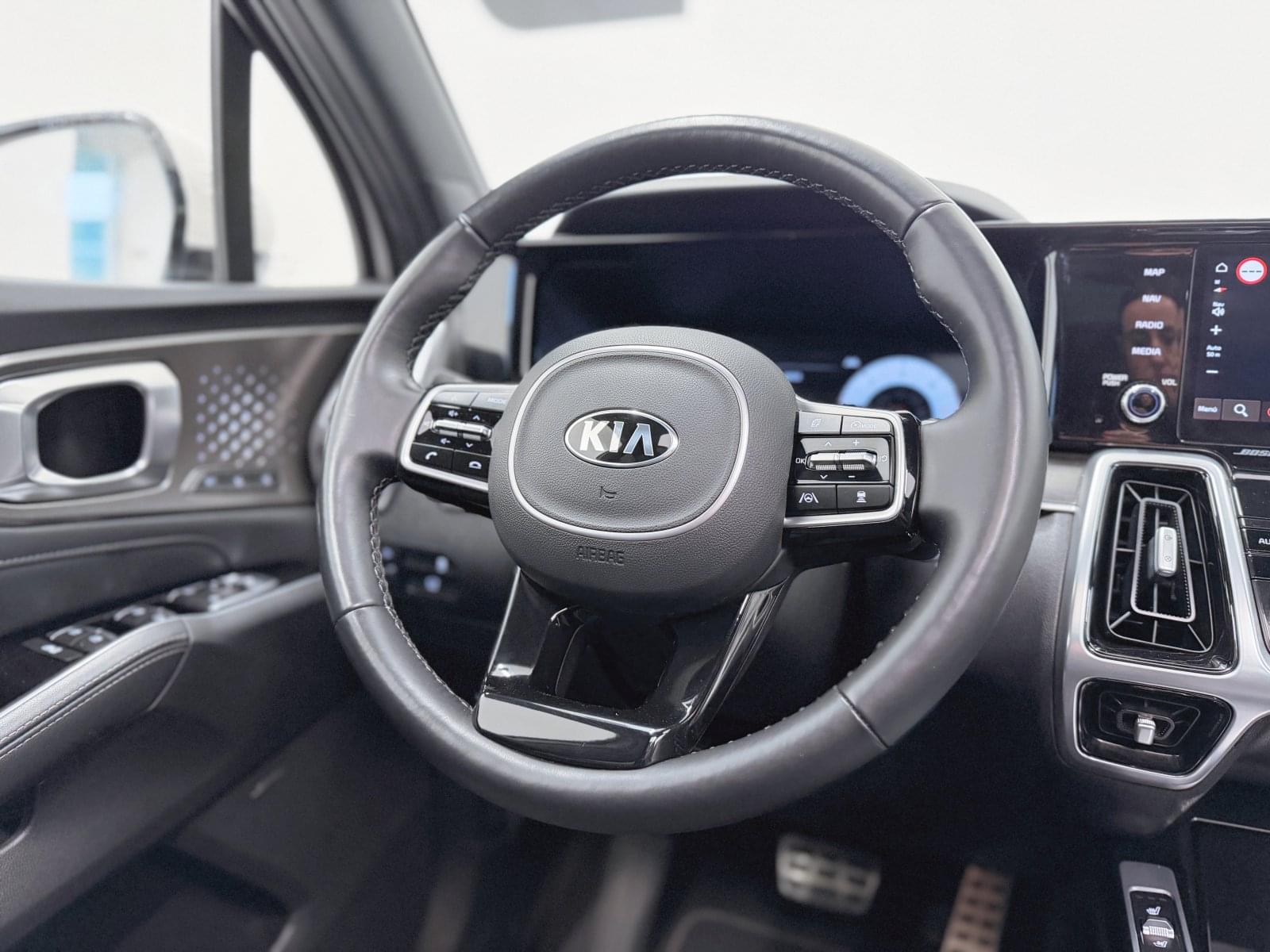 KIA SORENTO 2.2 CRDI EMOTION DCT 7PL 202CV LUXURY 32 