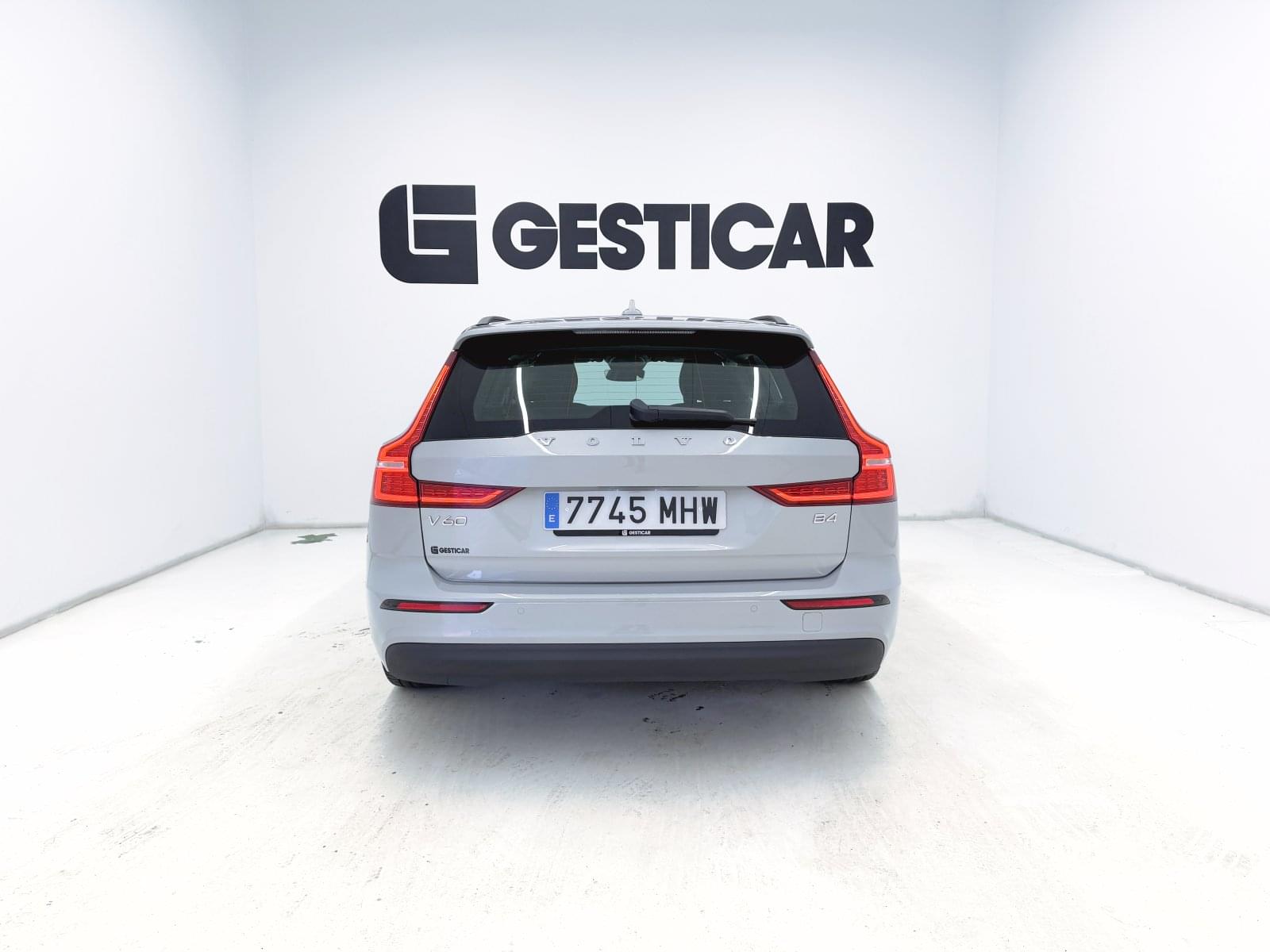 VOLVO V60 2.0 B4  ESSENTIAL AUTO 197CV 11 
