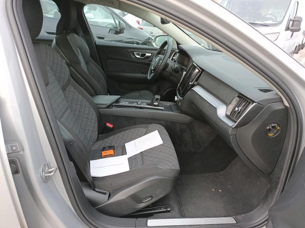 VOLVO V60 2.0 B4  ESSENTIAL AUTO 197CV 10 