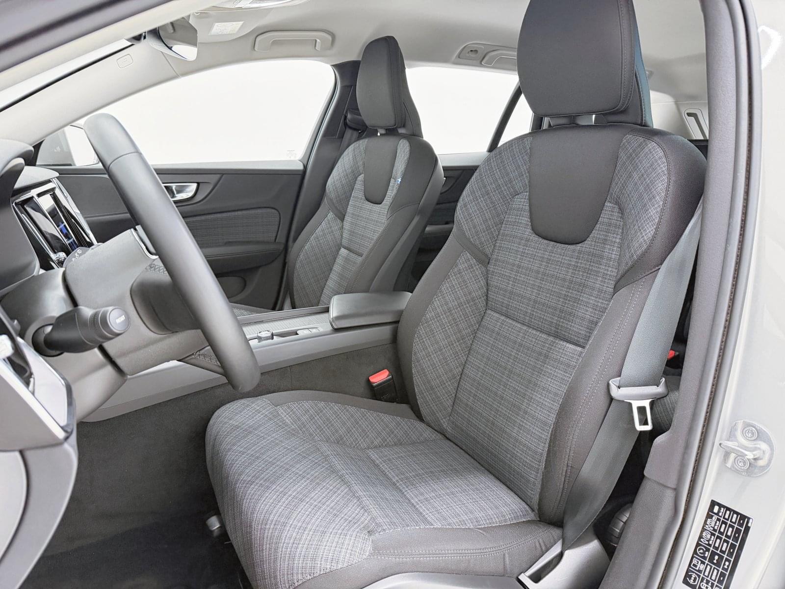 VOLVO V60 2.0 B4  ESSENTIAL AUTO 197CV 20 