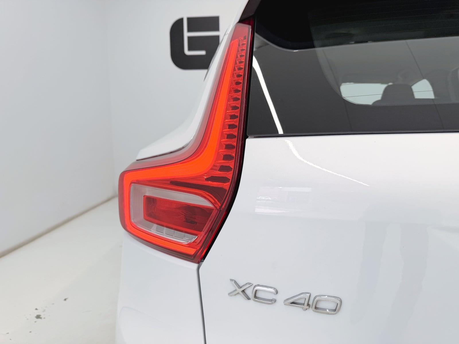 VOLVO XC40 1.5 T3 INSCRIPCION AUTO 163CV 11 
