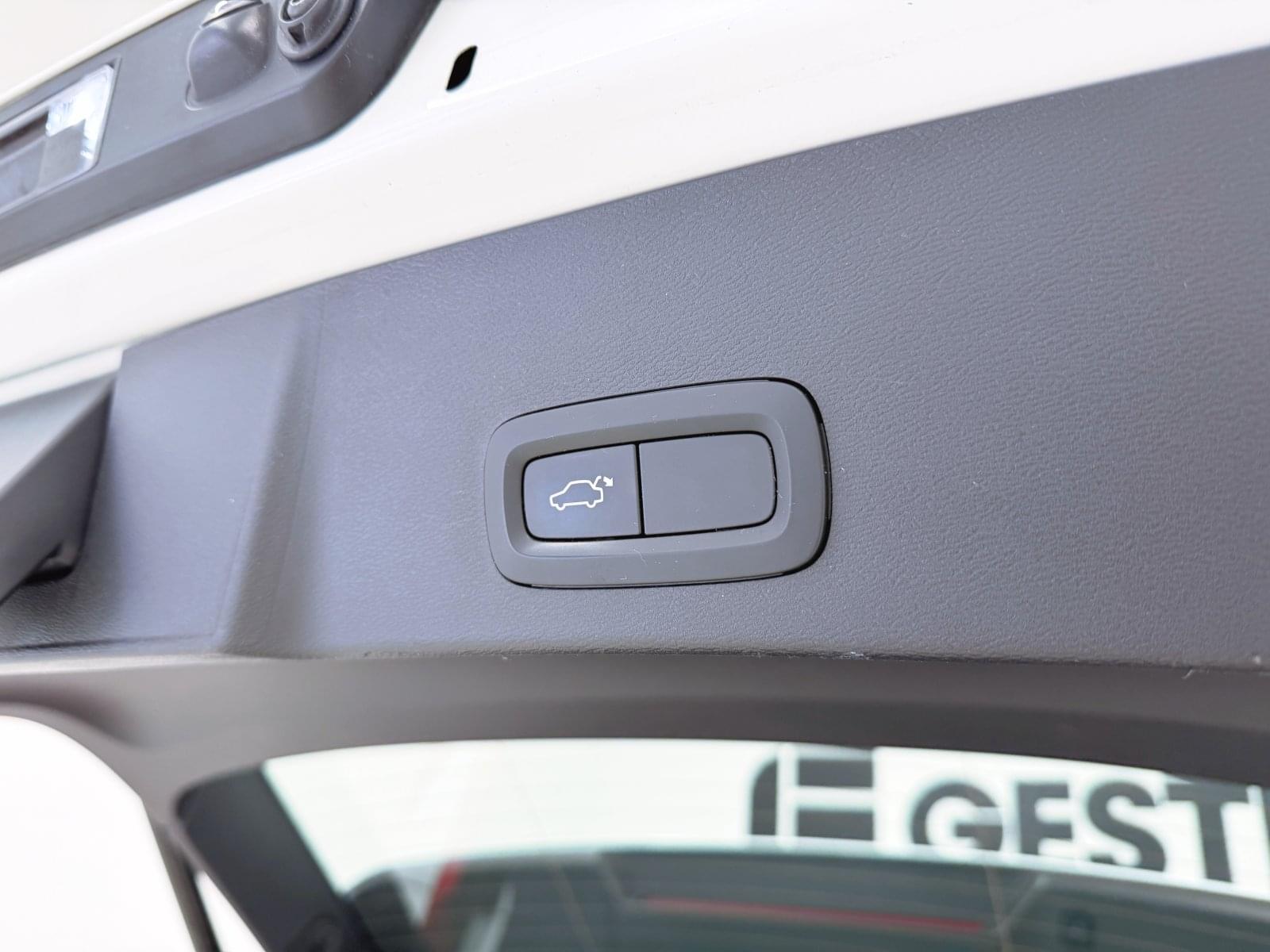 VOLVO XC40 1.5 T3 INSCRIPCION AUTO 163CV 14 