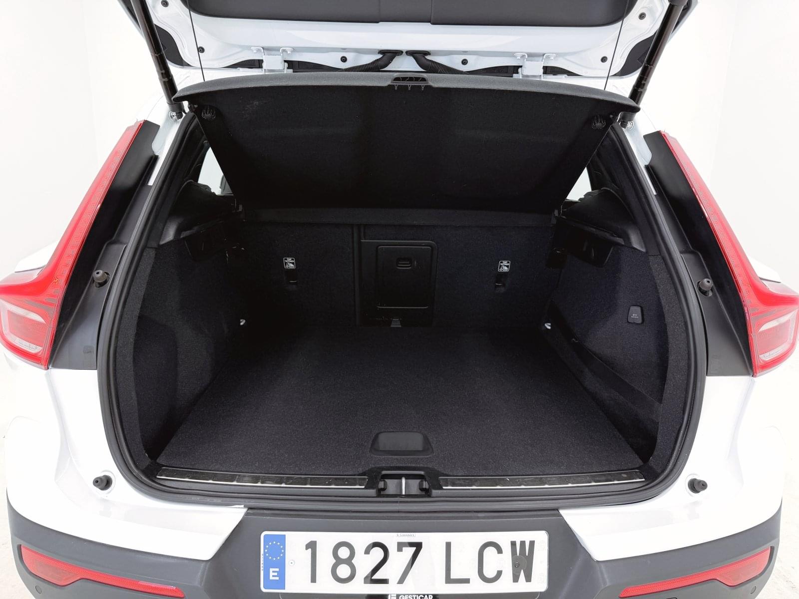 VOLVO XC40 1.5 T3 INSCRIPCION AUTO 163CV 15 