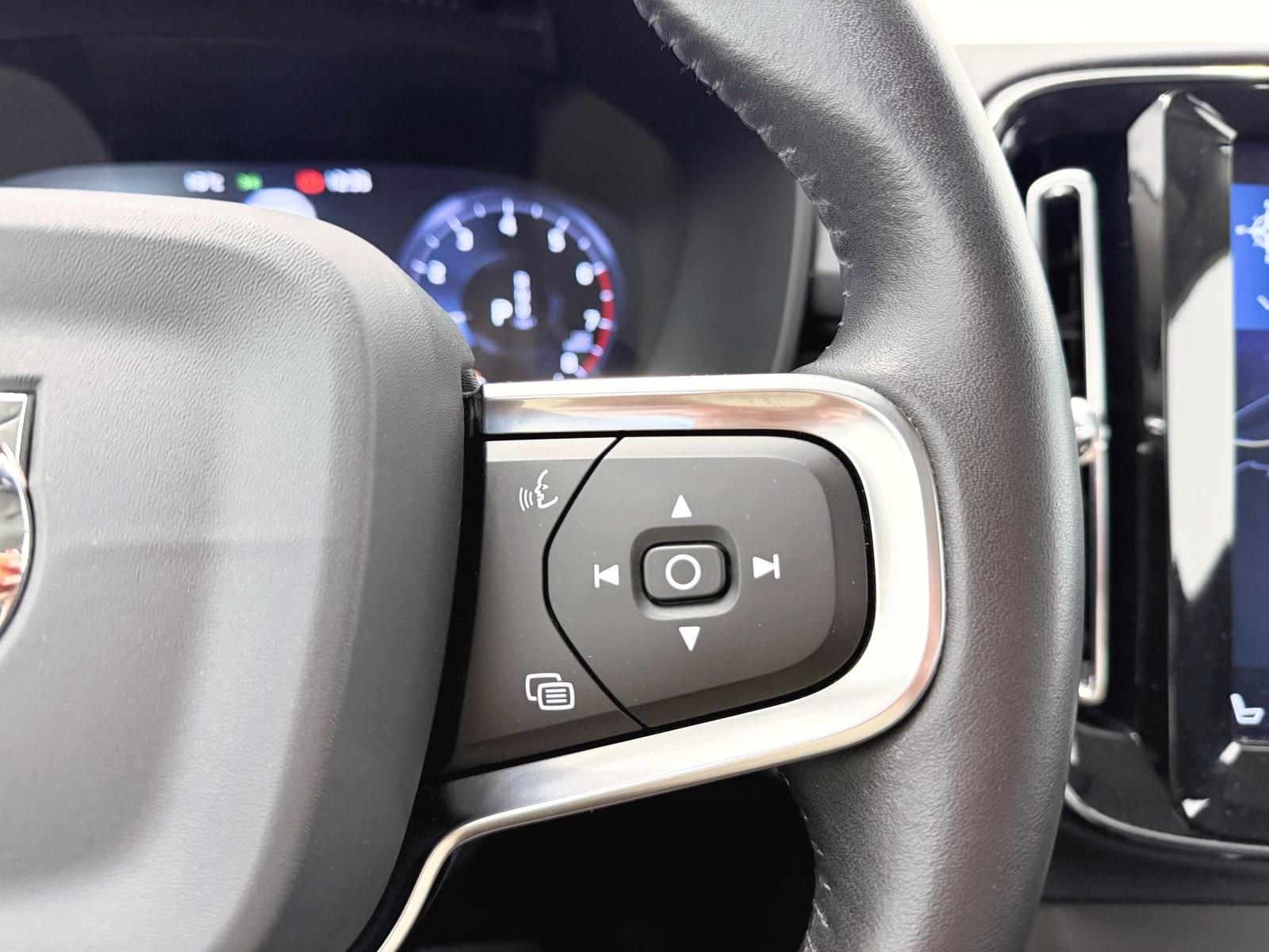 VOLVO XC40 1.5 T3 INSCRIPCION AUTO 163CV 30 