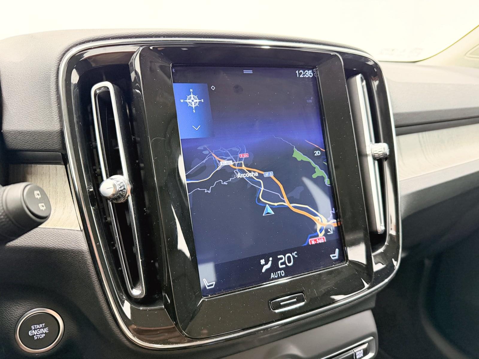 VOLVO XC40 1.5 T3 INSCRIPCION AUTO 163CV 32 