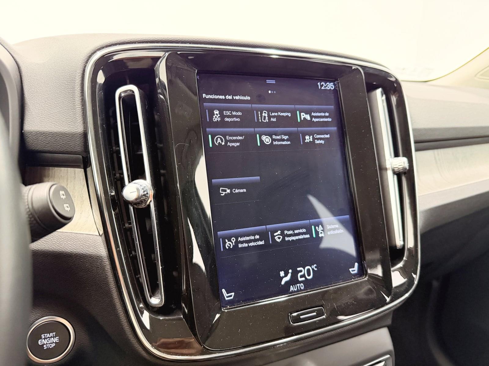 VOLVO XC40 1.5 T3 INSCRIPCION AUTO 163CV 34 