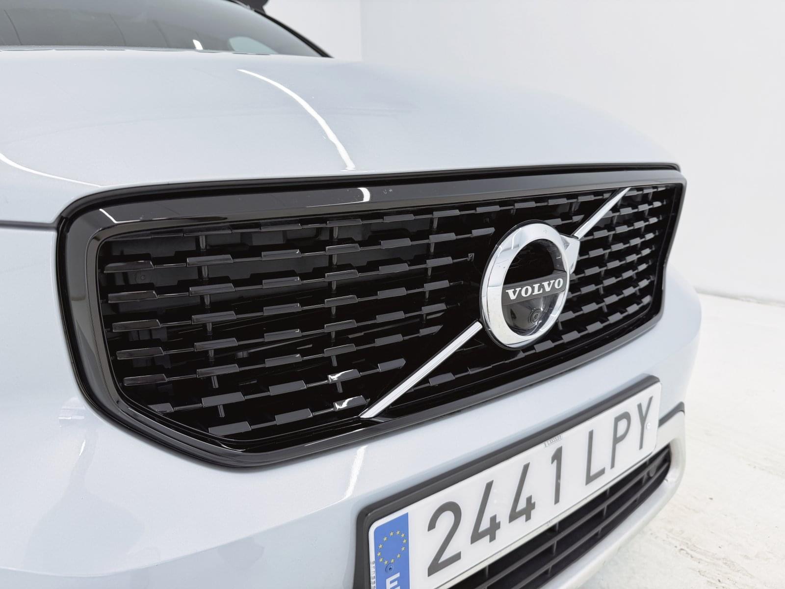 VOLVO XC40 1.5 T4 TWIN RECHARGE R-DESIGN AUTO 211CV 4 