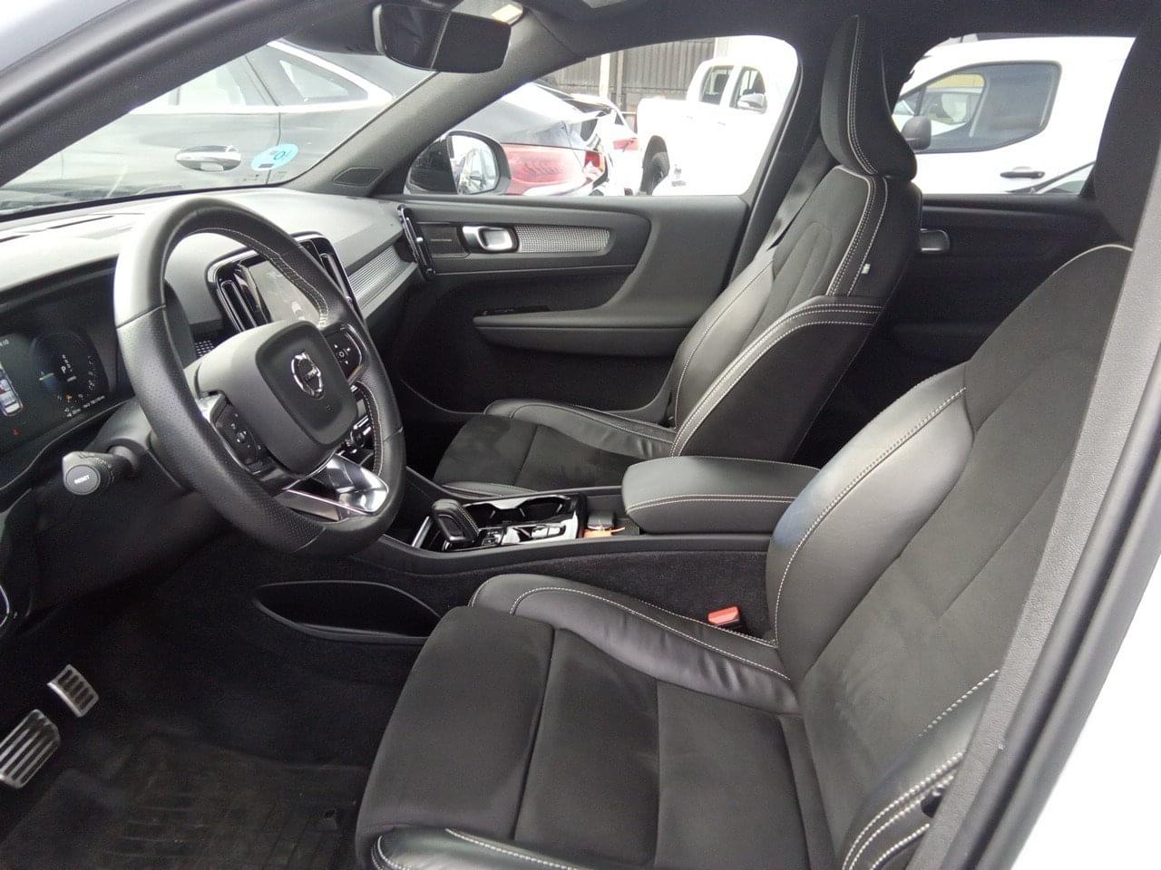 VOLVO XC40 1.5 T4 TWIN RECHARGE R-DESIGN AUTO 211CV 8 