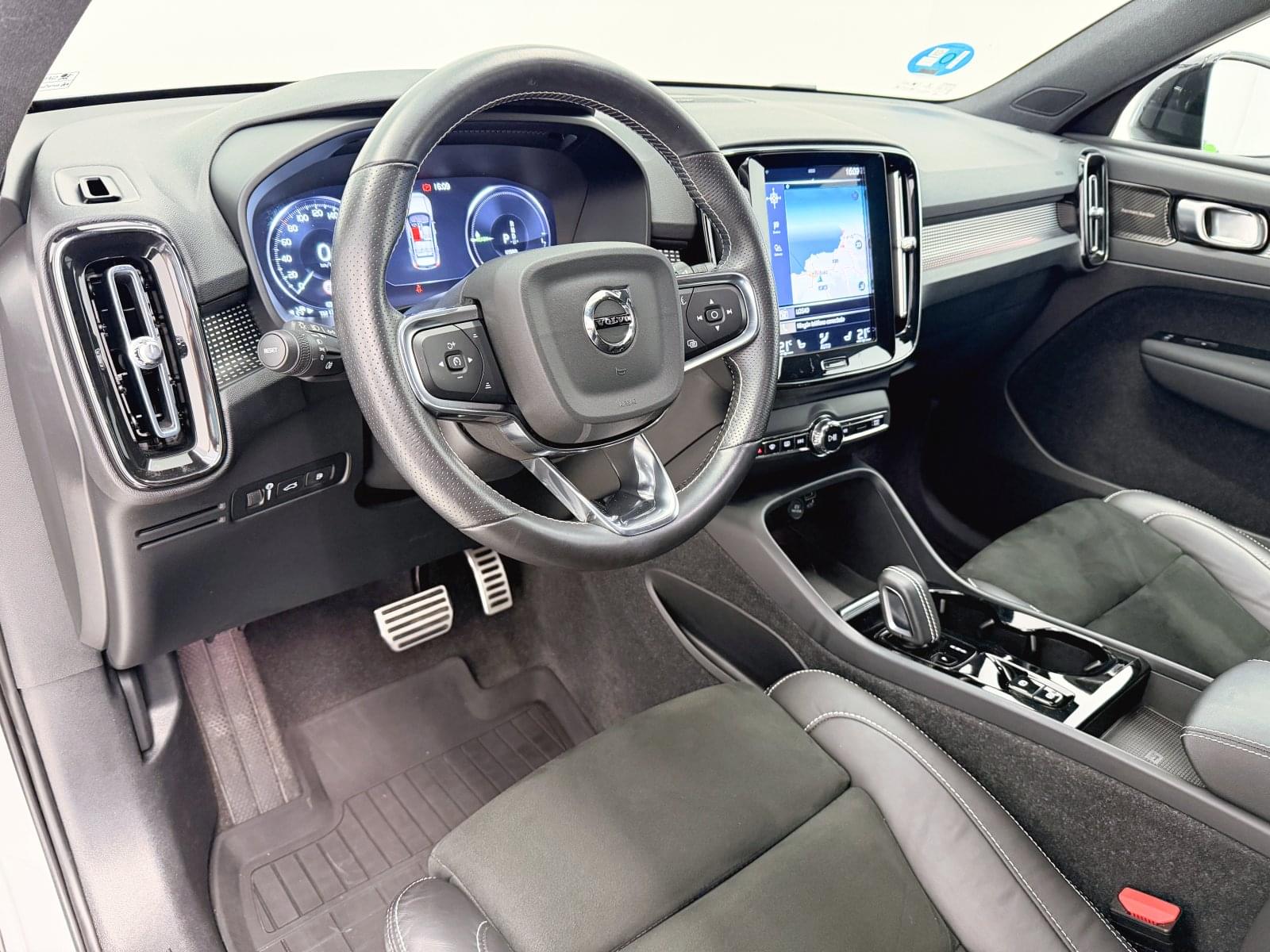 VOLVO XC40 1.5 T4 TWIN RECHARGE R-DESIGN AUTO 211CV 21 