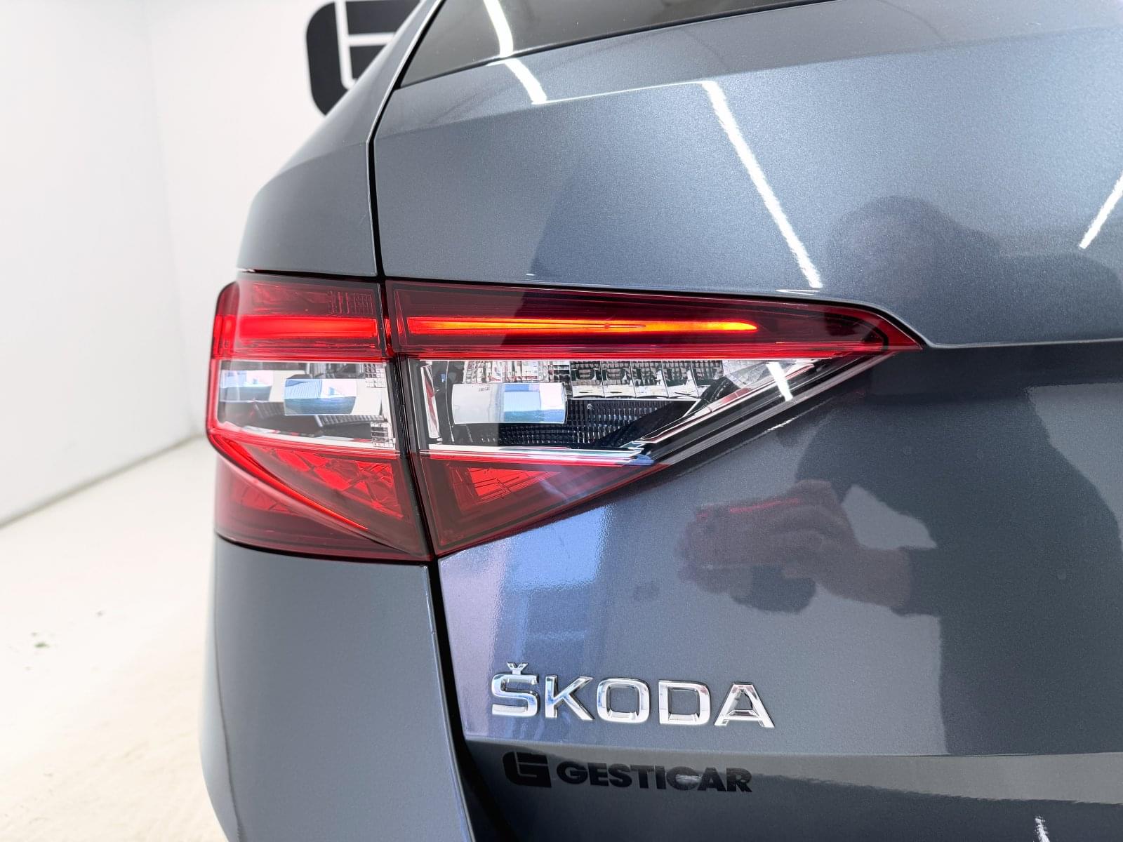 SKODA SUPERB COMBI STYLE 2.0TDI 150CV DSG 11 