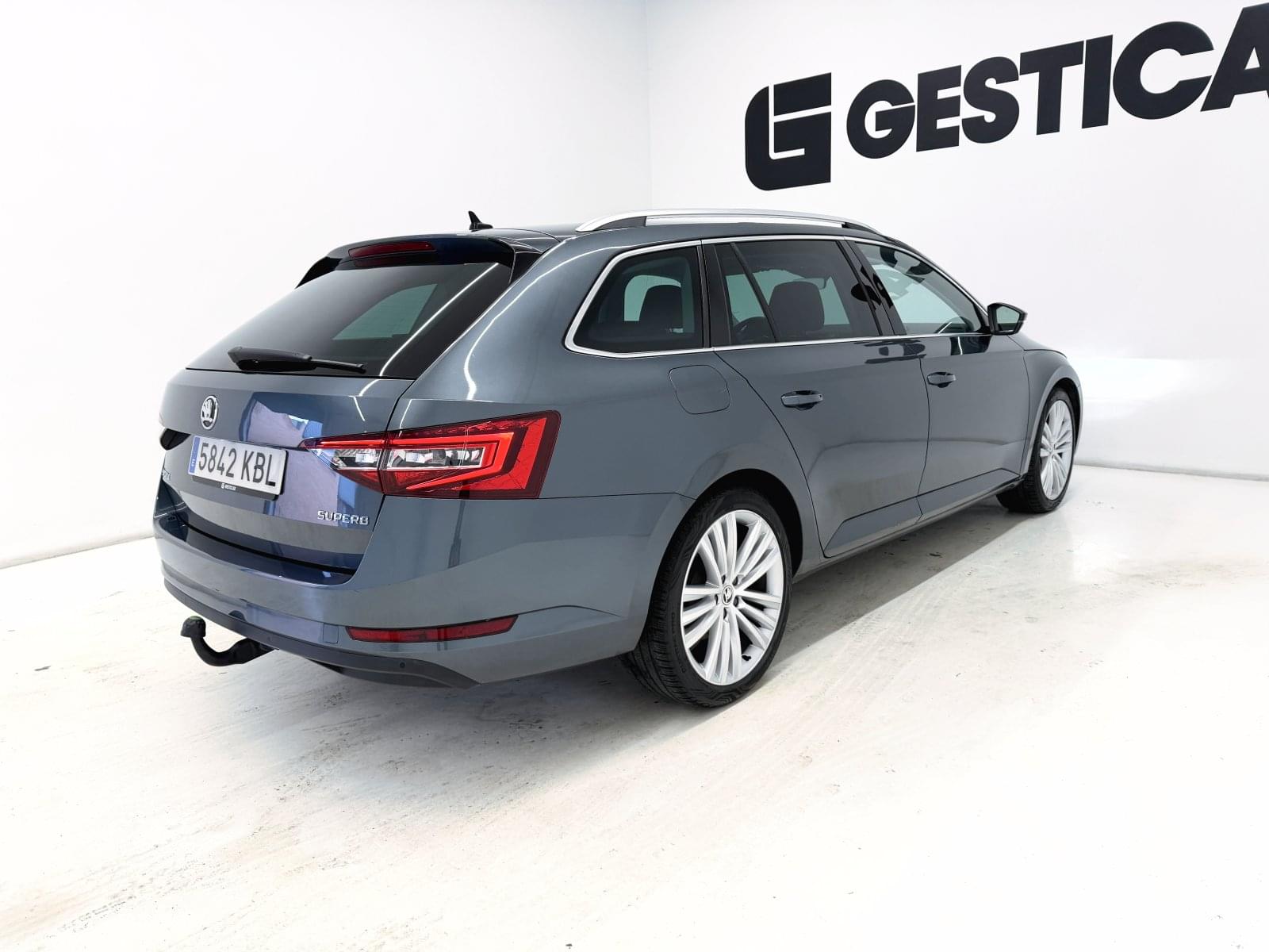 SKODA SUPERB COMBI STYLE 2.0TDI 150CV DSG 18 