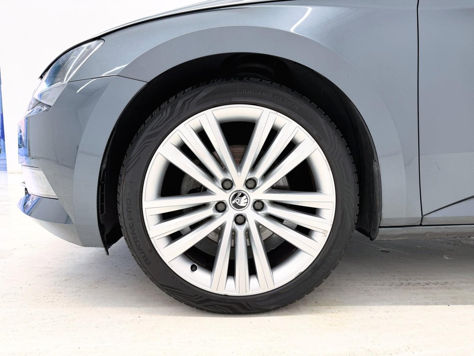 SKODA SUPERB COMBI STYLE 2.0TDI 150CV DSG 21 