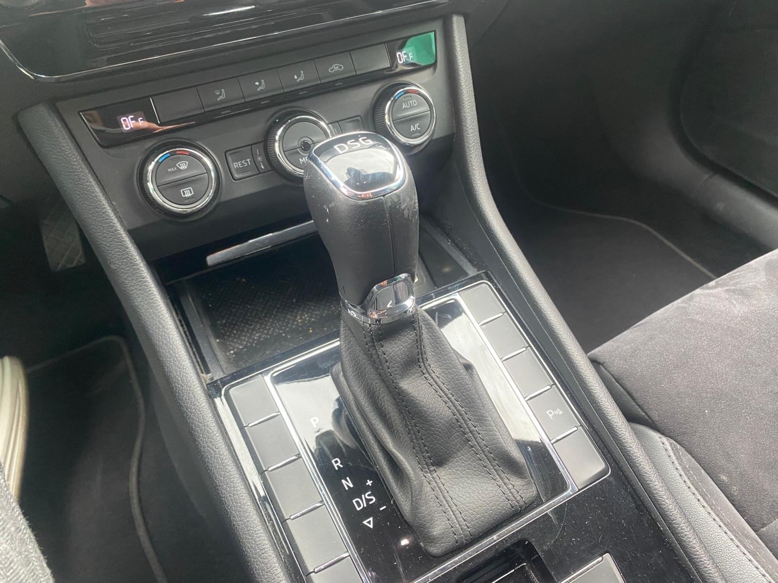 SKODA SUPERB COMBI STYLE 2.0TDI 150CV DSG 14 