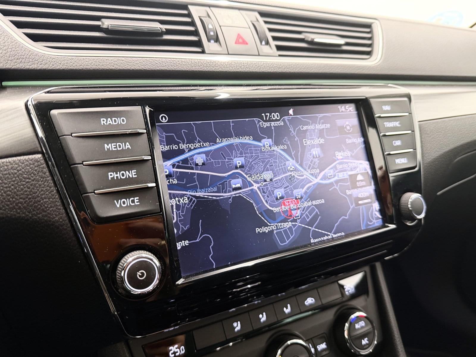 SKODA SUPERB COMBI STYLE 2.0TDI 150CV DSG 32 