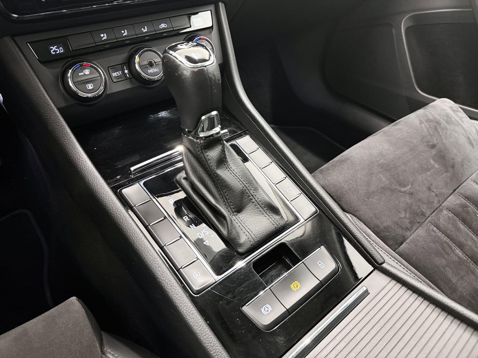 SKODA SUPERB COMBI STYLE 2.0TDI 150CV DSG 35 