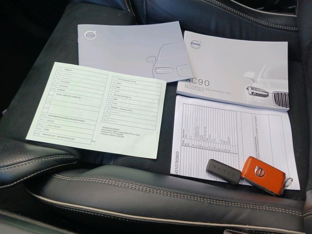 VOLVO XC90 2.0 B5 D AWD R-DESIGN AUTO (CX) 235CV 9 