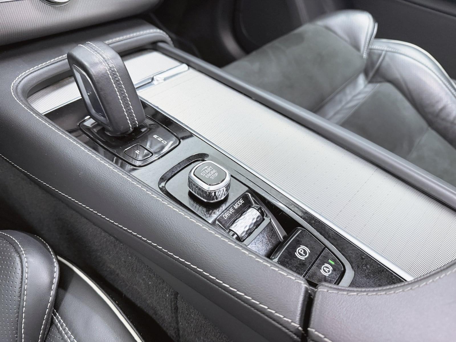 VOLVO XC90 2.0 B5 D AWD R-DESIGN AUTO (CX) 235CV 39 