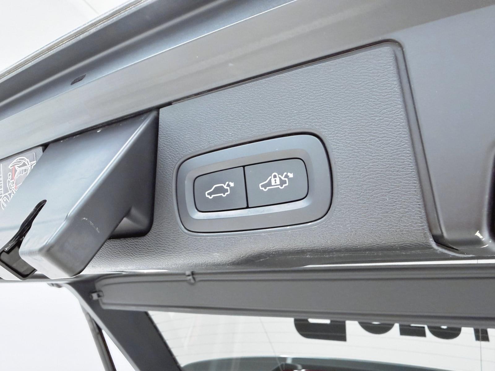 VOLVO XC60 2.0 T6 AWD RECHAR. INSCRIPTION AUT 340CV 16 