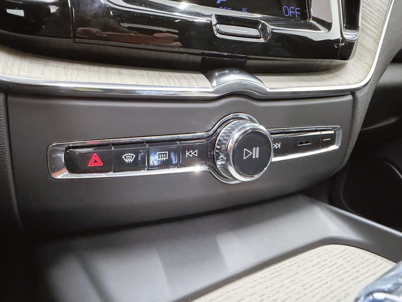 VOLVO XC60 2.0 T6 AWD RECHAR. INSCRIPTION AUT 340CV 38 