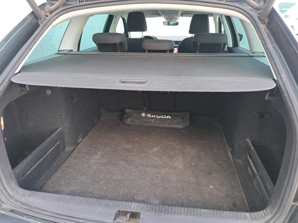 SKODA OCTAVIA COMBI 1.5 TSI DSG STYLE  150CV 4 