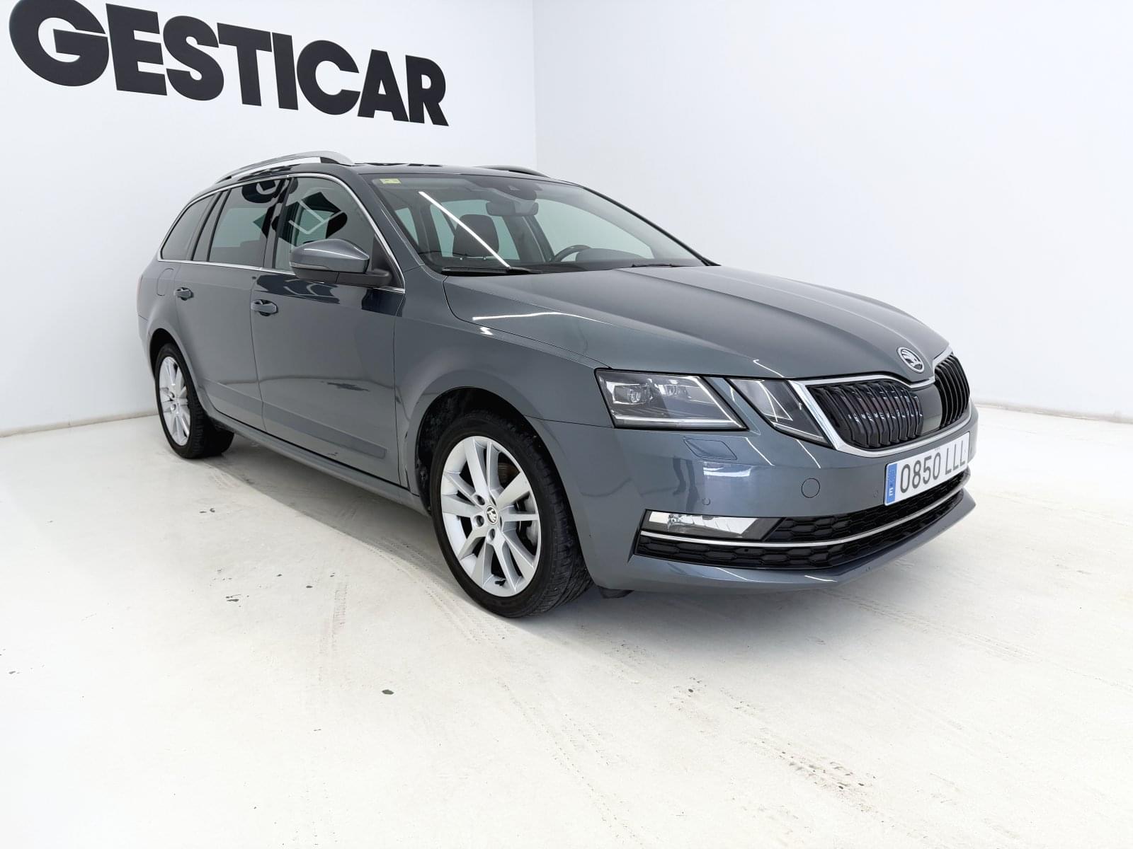 SKODA OCTAVIA COMBI 1.5 TSI DSG STYLE  150CV 3 