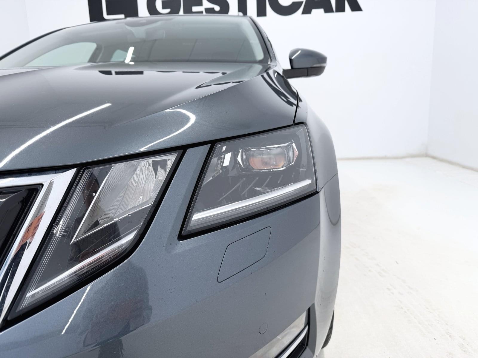 SKODA OCTAVIA COMBI 1.5 TSI DSG STYLE  150CV 9 