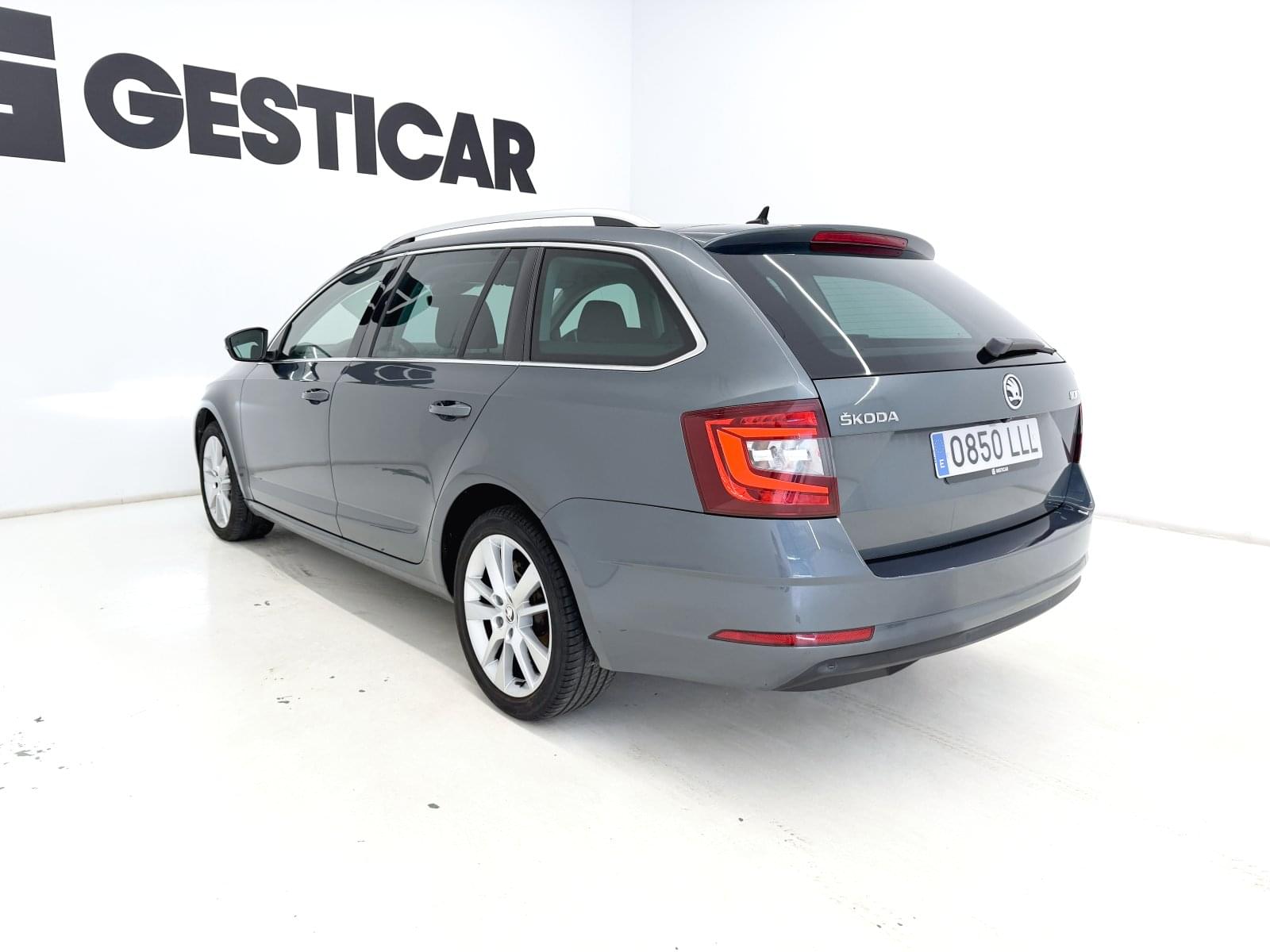 SKODA OCTAVIA COMBI 1.5 TSI DSG STYLE  150CV 10 