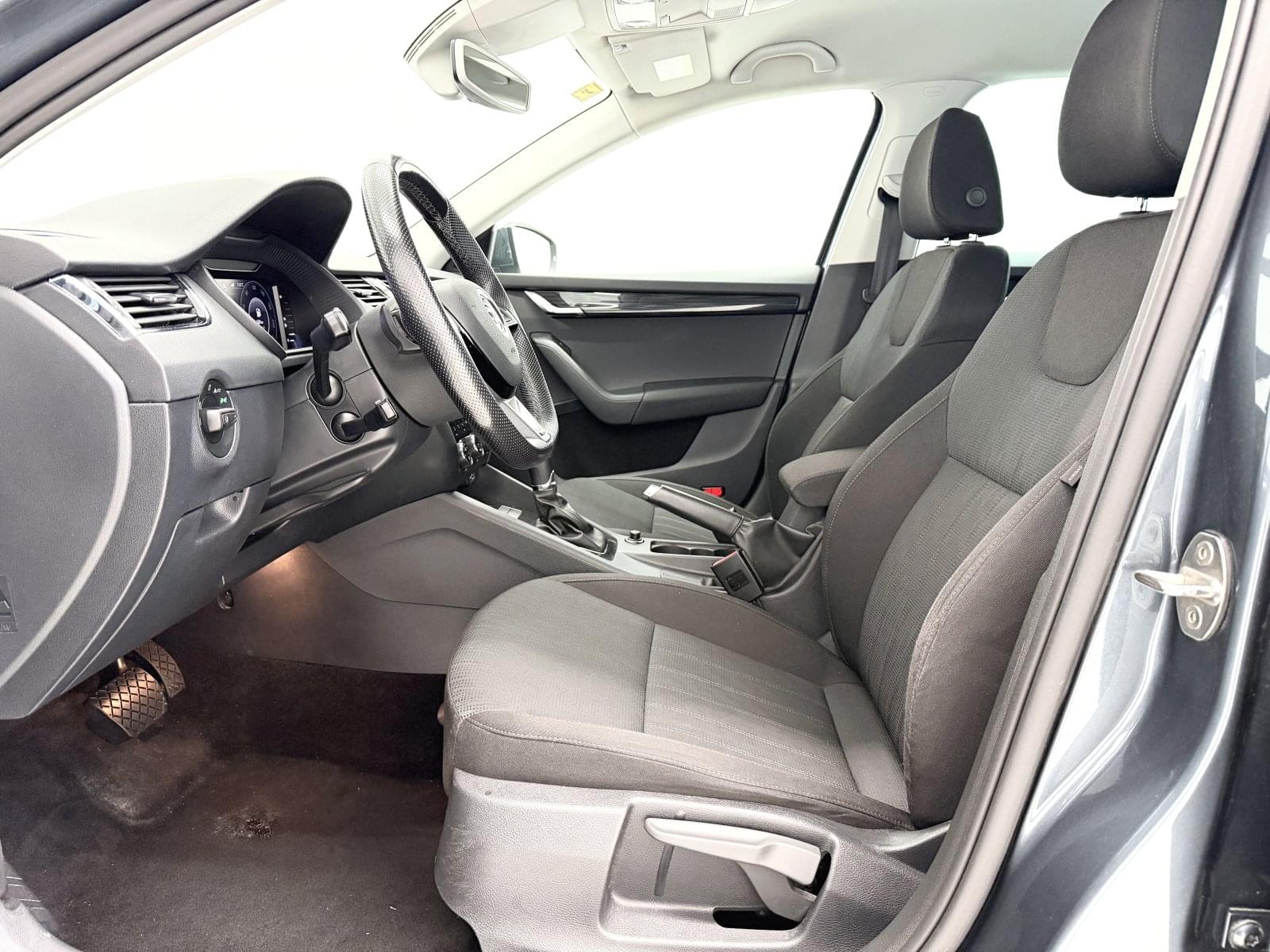 SKODA OCTAVIA COMBI 1.5 TSI DSG STYLE  150CV 25 