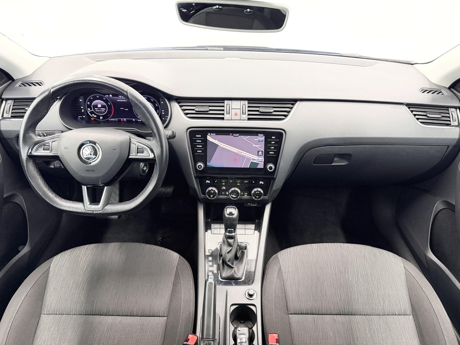 SKODA OCTAVIA COMBI 1.5 TSI DSG STYLE  150CV 27 