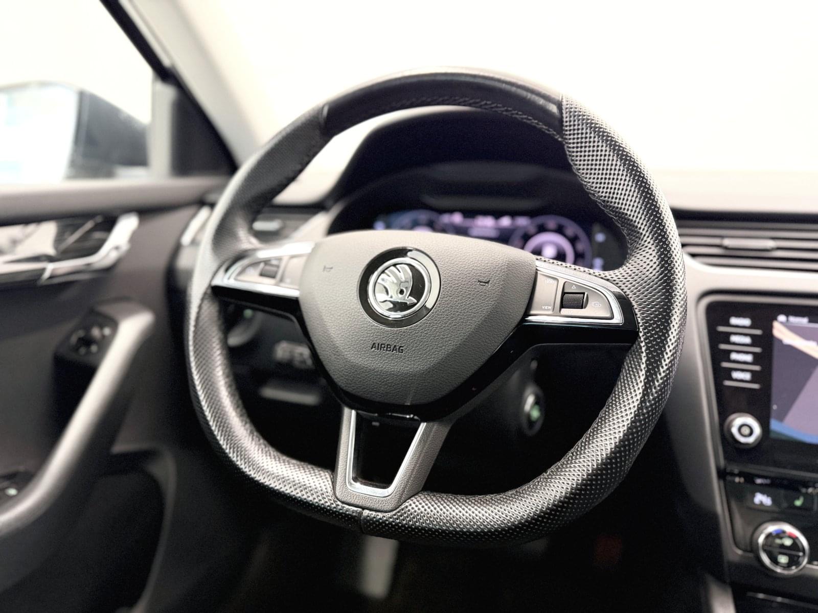 SKODA OCTAVIA COMBI 1.5 TSI DSG STYLE  150CV 28 